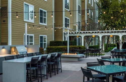 Newark House | Explore the Bay Area