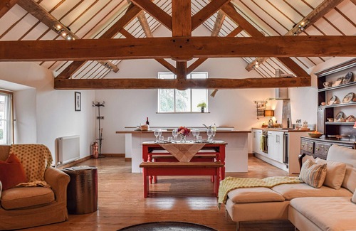 Nantwich Cottage | Explore the rich history of Nantwich or the world of historic castles.