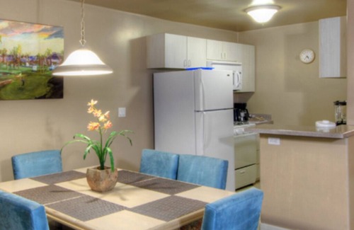 Canyon Corridor Villa | Explore the sights & scenes of an electric town tucked in the heart of SoCal