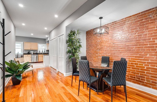 Truxton Circle House | Explore the Vibrant Neighborhood of NoMa! 2-Level Spacious Rowhouse!