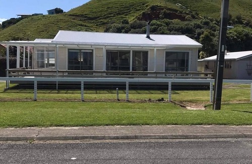 Marokopa House | Explore the west coast.