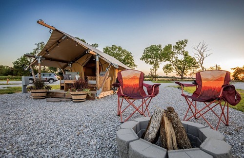 Cassville RV Rental | Explore this Summer near Roaring River State Park