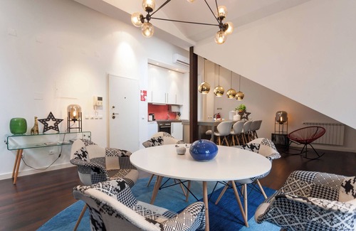 Encarnacao Apartment | Explore Vibrant Lisbon from a Designer Loft