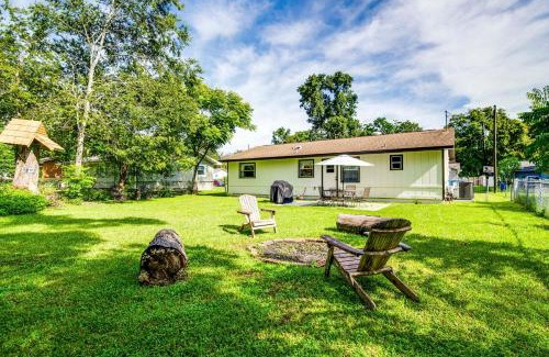 Brooksville House | Explore Weeki Wachee Springs Pet-Friendly Home