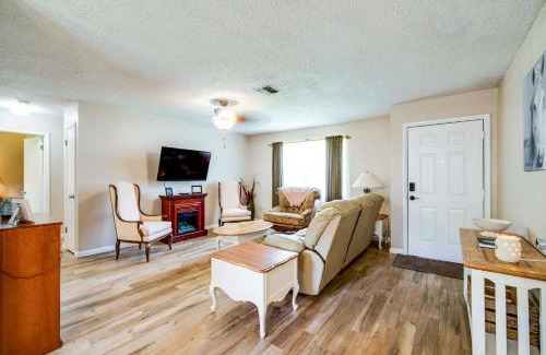 Brooksville House | Explore Weeki Wachee Springs Pet-Friendly Home