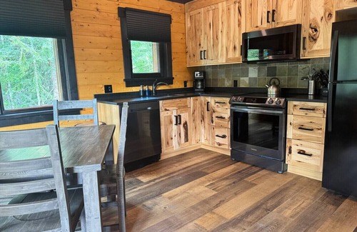 Golden Cabin | Explorer Creekside Cabin