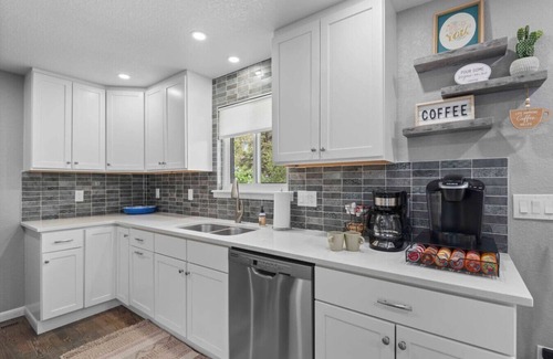 Scenic Heights House | Explorer Oasis|Hot Tub & Sauna|Near Denver & Mtns