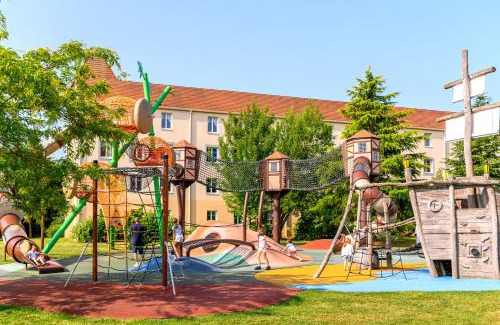 Magny-le-Hongre Hotel | Explorers Hotel Marne-la-Vallée