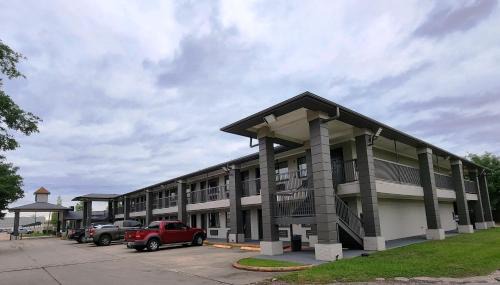 Southeast Houston Hotel | Express Inn Hobby Airport