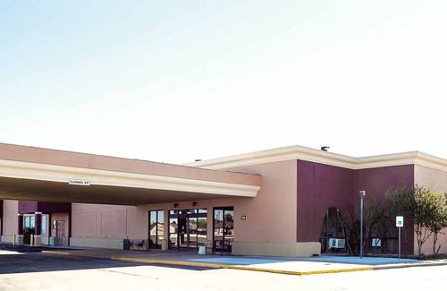 Greenville Hotel | Express Inn & Suites