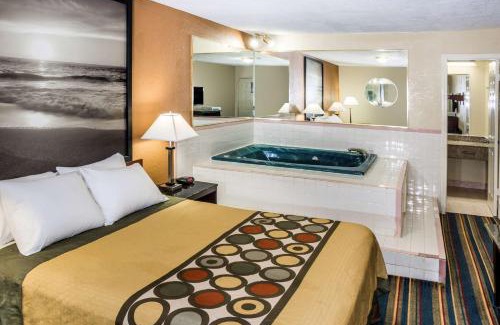 Barker Hotel | Express Inn