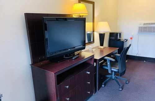 Lakehurst Hotel | Express Inn