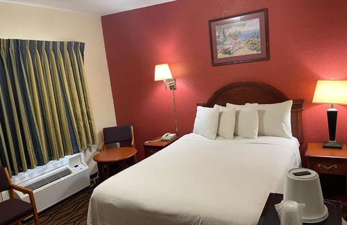 Towson Hotel | Express Inn