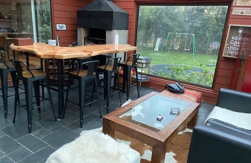 Puerto Varas House | Exquisita Casa Familiar en Puerto Varas con Playa Privada Dentro del Condominio