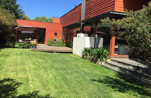 Puerto Varas House | Exquisita Casa Familiar en Puerto Varas con Playa Privada Dentro del Condominio