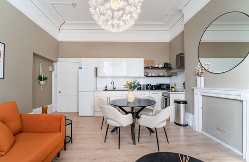 Clifton Apartment | Exquisite 1-bed flat in Clifton