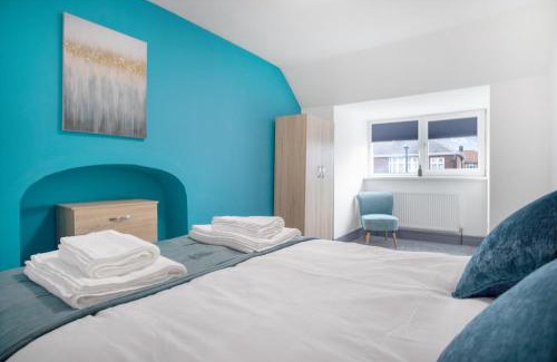 Fenham House | Exquisite 3-Bedroom, Newly Renovated, Sleeps 6