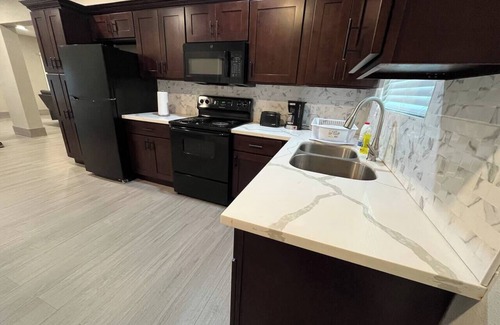 Bahamas Terrace Apartment | Exquisite 3 Bed/3 Bathroom