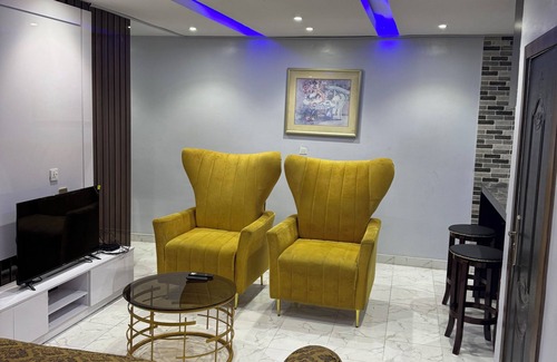 Ikotun Apartment | "Exquisite 3 Bed Flat 2.5 bath"