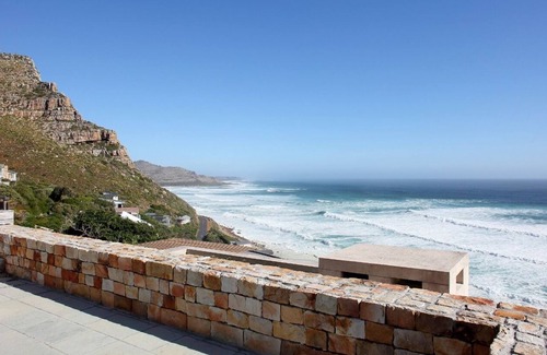 Cape Peninsula House | Exquisite 3 bed home with breathtaking views