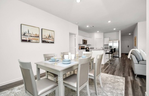 Katy House | Exquisite 4-Bedroom Home near Katy Mills – Your Ideal Short-Term Retreat!