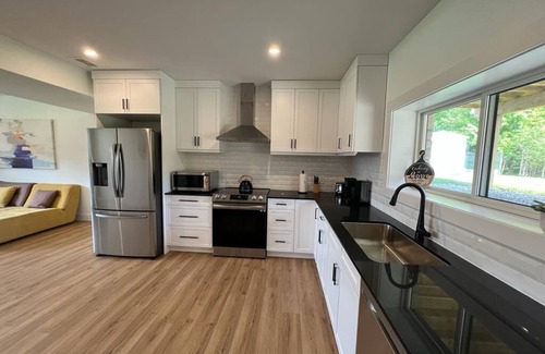 Port Elgin House | Exquisite 6 Bedrooms Contemporary Home