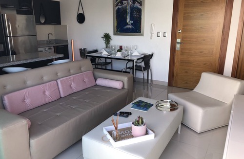 Evaristo Morales Apartment | Exquisite apt with open space in Piantini