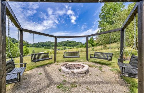 Ava House | Exquisite Cabin with Amazing Interior and Exterior in Sarahsville, Ohio