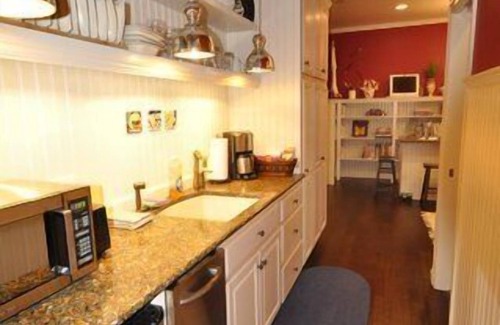 Portland Heights House | Exquisite Historic Suite Close to Downtown 14-21673
