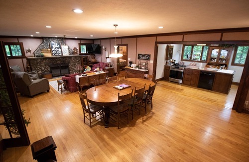 Escanaba House | Exquisite Home, on Sandy Shore of Lake Michigan in Escanaba