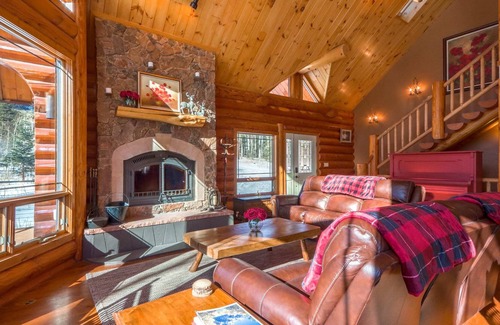 Westcliffe Cabin | Exquisite Log Cabin. 35 Wooded Acres Laced w/ Creeks & Trails
