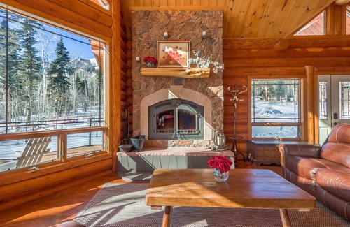Westcliffe Cabin | Exquisite Log Cabin. 35 Wooded Acres Laced w/ Creeks & Trails