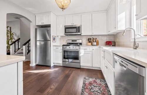South Londonderry House | Exquisite Londonderry Home minutes to 3 Ski Mountains