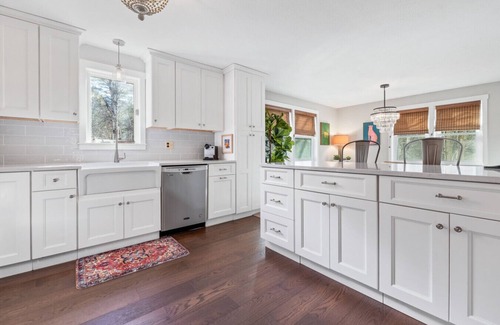 South Londonderry House | Exquisite Londonderry Home minutes to 3 Ski Mountains