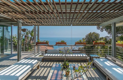 Bantry Bay House | Exquisite Luxury Family Bantry Bay home