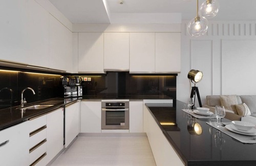 Dubai Marina Apartment | Exquisite Marina Living apartment by Suiteable