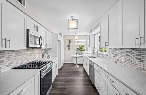 Dallas House | Exquisite Mid-Century Modern home- 3Bed2Bath furnished 15 mins from Downtown