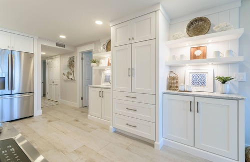 Jacksonville Beach Condo | Exquisite Oceanfront Condo with Designer Finishes