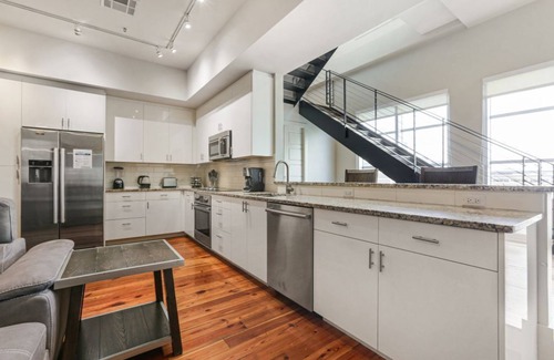 Central Business District Hotel | Exquisite Penthouse in Downtown New Orleans