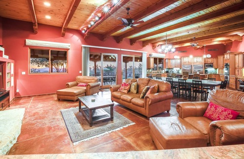 Dove Mountain House | Exquisite ranch home with private pool, hot tub, gourmet kitchen, & patio