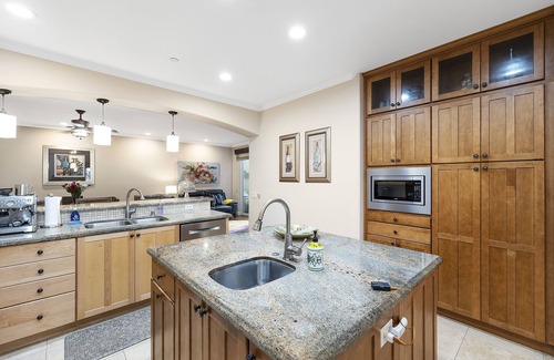 Carlsbad Village Condo | Exquisite, spacious beach house in Village! Best location. Walk to everything.