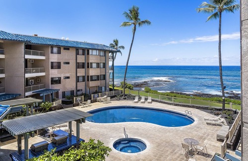 Historic Kailua Village Condo | Exquisite Sunset & Renovated Oceanview Condo - 10% Discount on 7 day booking