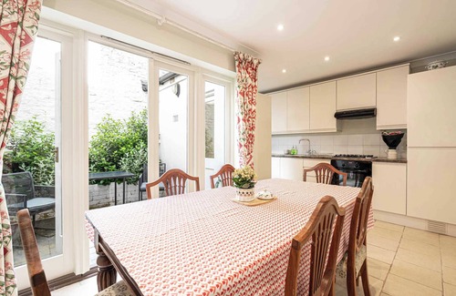 Bryanston and Dorset Square House | Exquisite townhouse with patio