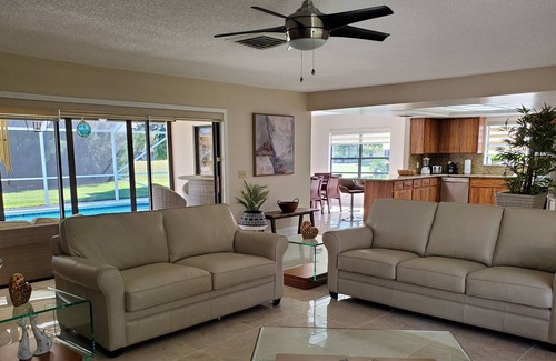 Florida Ridge House | Exquisite Vero Beach HEATED/Pool House on Golf Course
