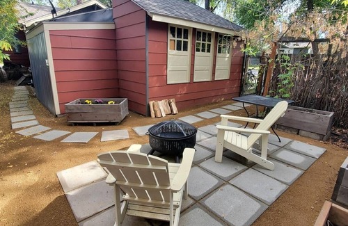 Bozeman House | Exquisitely Remodeled with Hot Tub, Walk to Main St