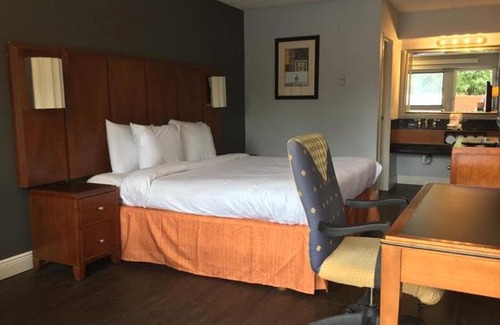 Deer Valley Hotel | Extend-a-Suites Phoenix