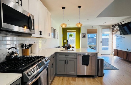 Olde Kensington House | Extended city living