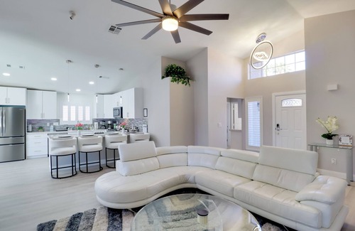 Green Valley North House | Extended Getaway w/Pool: 11 Mi to The Strip!