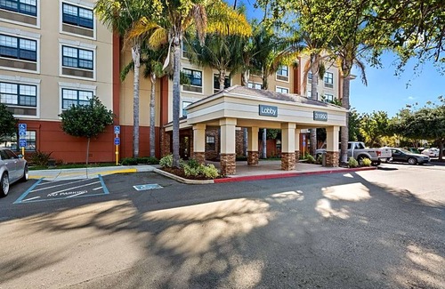 Union City Hotel | Extended Stay America Suites Union City Dyer St