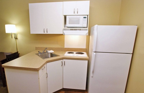 Plymouth Meeting Hotel | Extended Stay America Suites Philadelphia Plymouth Meeting E